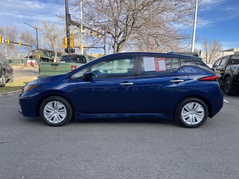 Certified 2023 Nissan Leaf S image 5