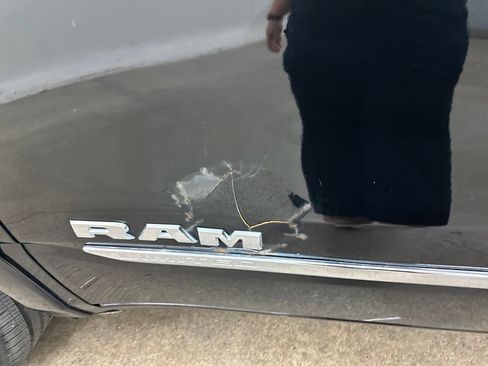 Used 2019 RAM 1500 Limited AWD/4WD image 19
