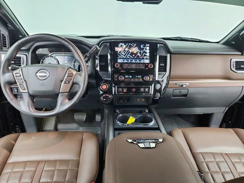 Used 2023 Nissan Titan Platinum Reserve w/ Moonroof Package AWD/4WD image 25