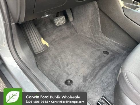 Used 2024 Chevrolet Malibu LT FWD image 25