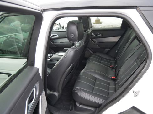 Used 2022 Land Rover Range Rover Velar R-Dynamic S image 12