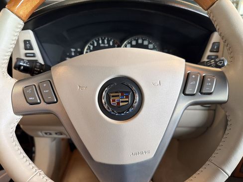 Used 2006 Cadillac XLR RWD image 27