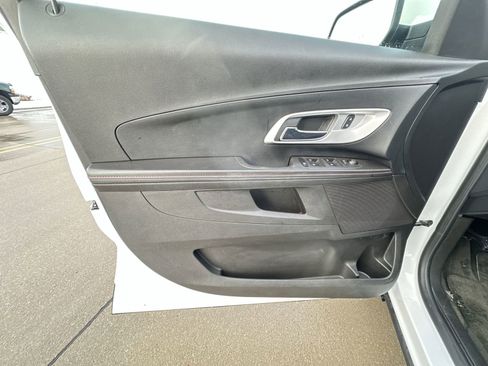 Used 2015 Chevrolet Equinox LT w/ Driver Convenience Package image 20