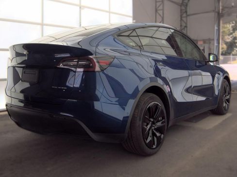 Used 2020 Tesla Model Y Long Range AWD/4WD image 3