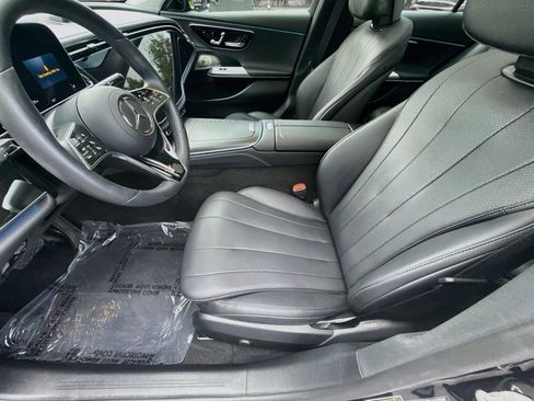 Used 2024 Mercedes-Benz E 350 4MATIC Sedan image 20