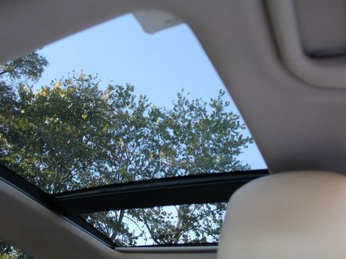 Used 2014 Mercedes-Benz E 350 2dr Coupe E 350 RWD w/ Premium 1 Package image 24