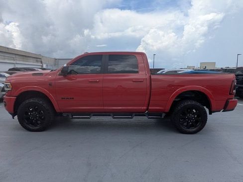 Used 2022 RAM 2500 Laramie w/ Night Edition AWD/4WD image 6