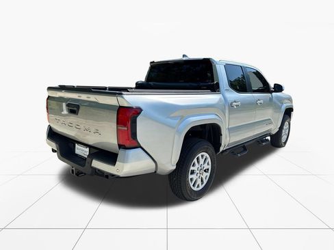 Used 2024 Toyota Tacoma SR5 w/ SR5 Upgrade Package RWD image 8