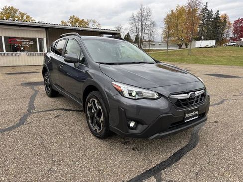 Used 2021 Subaru Crosstrek 2.5i Limited w/ Moonroof Package 2 AWD/4WD image 3