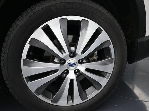 Used 2019 Subaru Ascent Touring AWD/4WD image 15