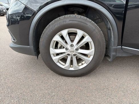 Used 2014 Nissan Rogue SV AWD/4WD image 24