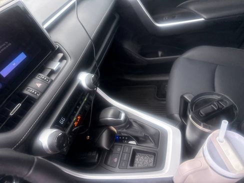 Used 2023 Toyota RAV4 XLE Premium FWD image 7