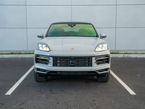 New 2026 Porsche Cayenne E-Hybrid image 6