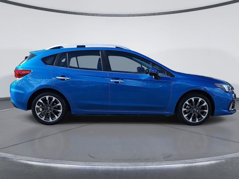 Used 2021 Subaru Impreza 2.0i Limited w/ Popular Package #3 AWD/4WD image 2