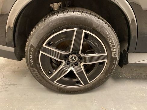 Used 2024 Mercedes-Benz GLC 300 4MATIC image 31