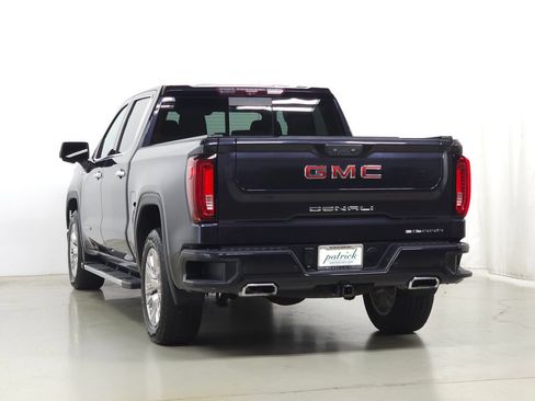 Used 2022 GMC Sierra 1500 Denali w/ Technology Package AWD/4WD image 5
