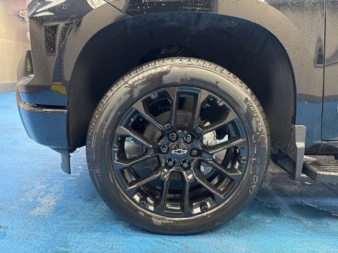 New 2026 Chevrolet Silverado 1500 High Country AWD/4WD image 16