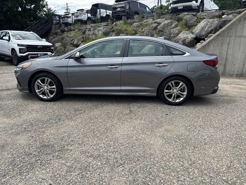 Used 2018 Hyundai Sonata SEL w/ Cargo Package FWD image 2