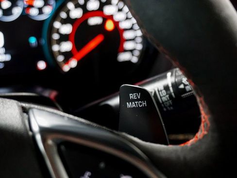 Used 2018 Chevrolet Camaro ZL1 image 61