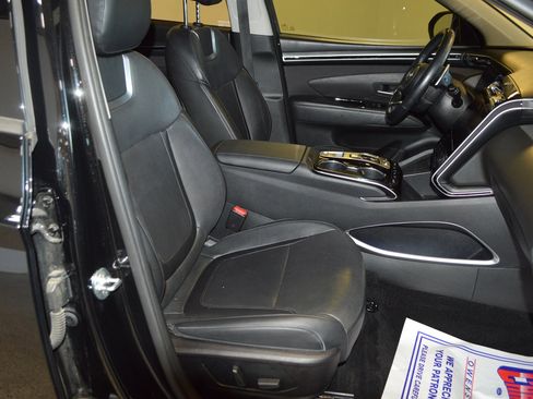 Used 2022 Hyundai Tucson Limited AWD/4WD image 11