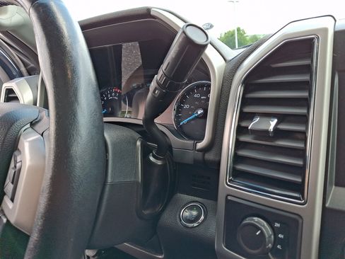 Used 2020 Ford F250 Lariat w/ Lariat Ultimate Package AWD/4WD image 14