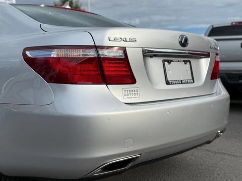 Used 2008 Lexus LS 600h L image 30