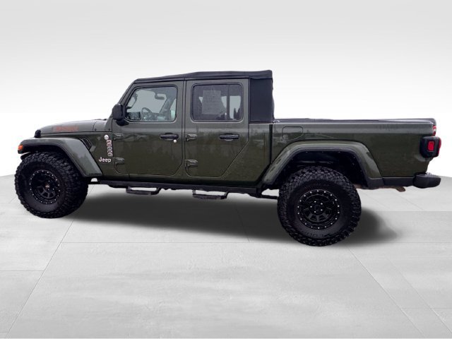 Used 2022 Jeep Gladiator Overland w/ Trailer Tow Package AWD/4WD image 8