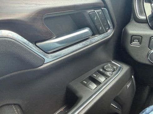 Used 2023 GMC Sierra 1500 SLT w/ SLT Premium Package RWD image 16