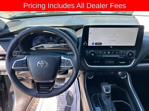 Used 2026 Toyota Grand Highlander FWD image 6