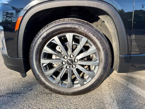 Used 2024 Chevrolet Traverse RS w/ LPO, Floor Liner Package AWD/4WD image 3