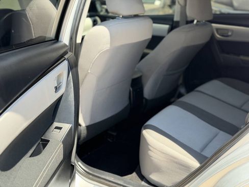 Used 2017 Toyota Corolla LE w/ Body Protection Package FWD image 10
