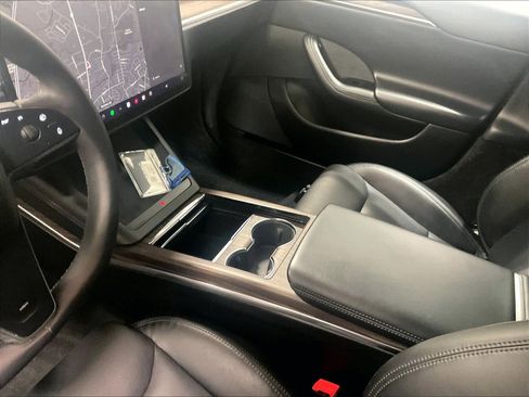 Used 2022 Tesla Model S image 20