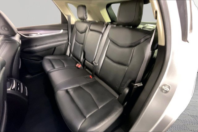 Used 2018 Cadillac XT5 Premium Luxury FWD image 18