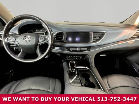 Used 2019 Buick Enclave Essence FWD image 7
