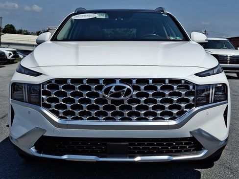 Used 2023 Hyundai Santa Fe Limited w/ Cargo Package AWD/4WD image 2