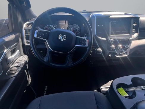 Used 2024 RAM 2500 Big Horn AWD/4WD image 4