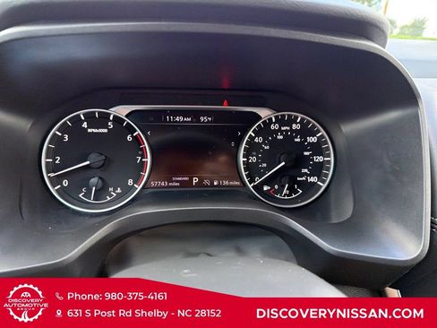 Certified 2025 Nissan Rogue SV FWD image 24