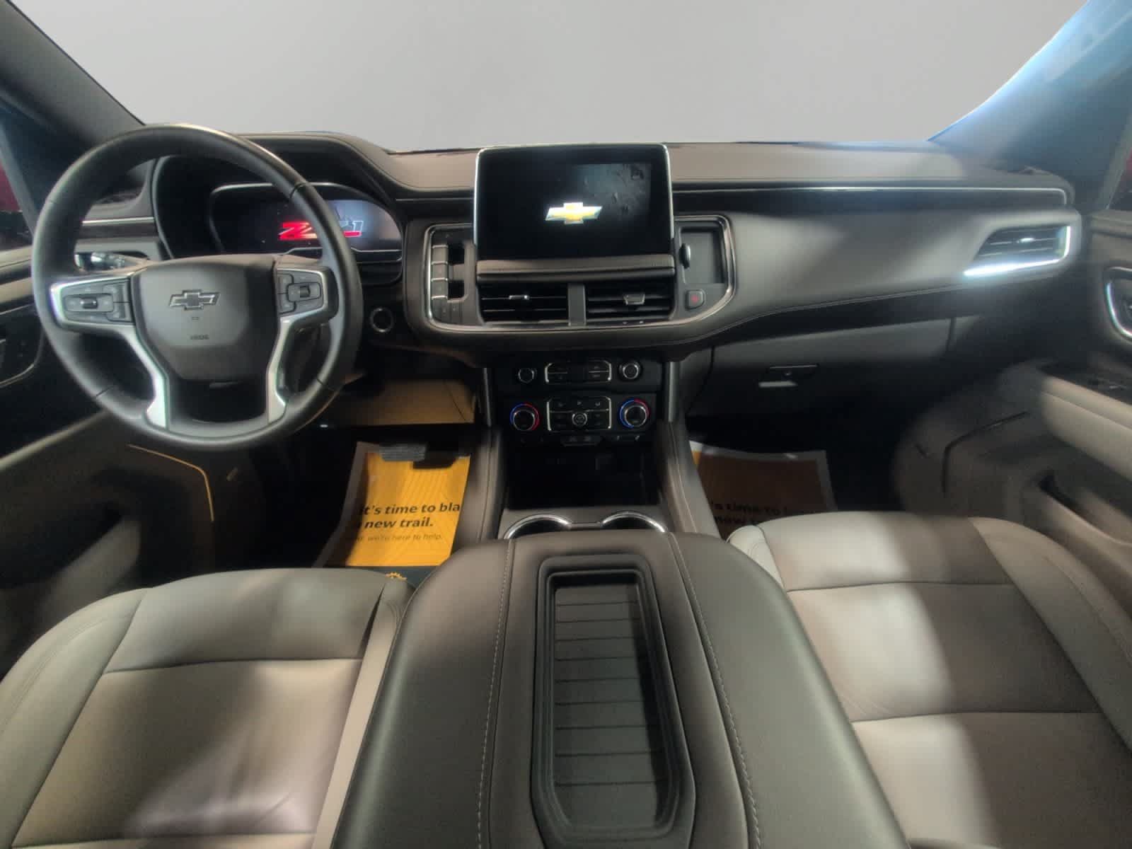 Used 2022 Chevrolet Tahoe Z71 w/ Luxury Package AWD/4WD image 10