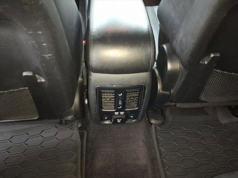 Used 2015 Dodge Durango Limited w/ Trailer Tow Group IV image 12