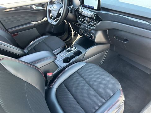 Used 2025 Ford Escape ST-Line FWD image 13