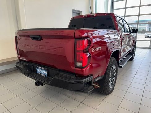 Used 2024 Chevrolet Colorado Z71 w/ Z71 Convenience Package 2 AWD/4WD image 42