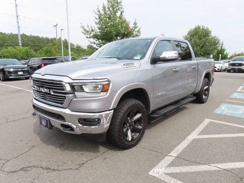 Used 2020 RAM 1500 Laramie AWD/4WD image 3