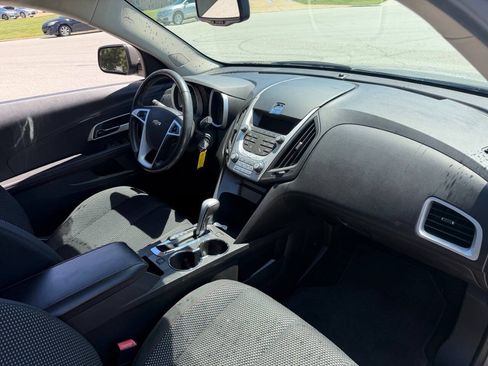 Used 2010 Chevrolet Equinox LT w/ Vehicle Interface Package FWD image 7