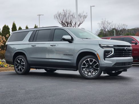 New 2026 Chevrolet Suburban RST w/ Comfort Package image 2