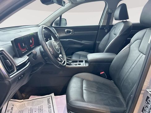 Used 2025 Kia Sorento X-Line EX AWD/4WD image 25