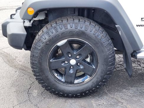 Used 2011 Jeep Wrangler Sport AWD/4WD image 12