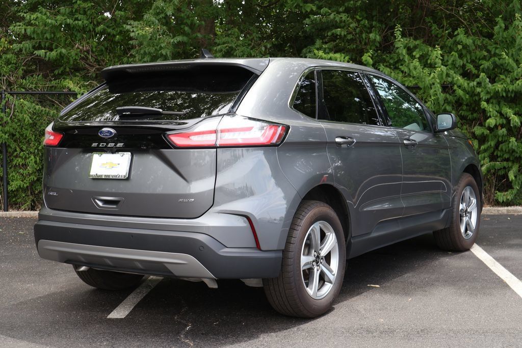 Used 2024 Ford Edge SEL w/ Convenience Package AWD/4WD image 9