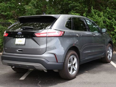 Used 2024 Ford Edge SEL w/ Convenience Package AWD/4WD image 9