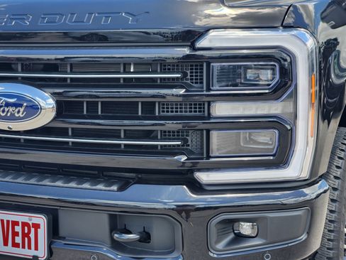 New 2026 Ford F250 Platinum w/ FX4 Off-Road Package AWD/4WD image 5