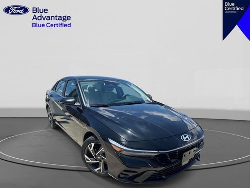 Used 2024 Hyundai Elantra Limited FWD image 4